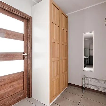 Golden Apartments/op25 *