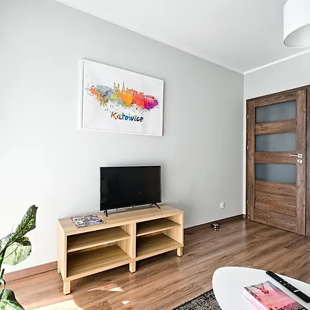 Apartament Golden Apartments/op25
